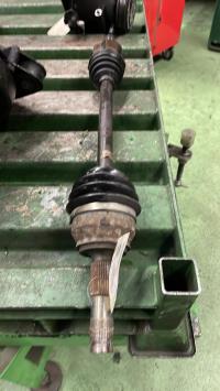 Cardan gauche (transmission)
