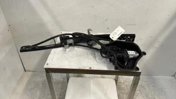 Leve vitre electrique avant gauche