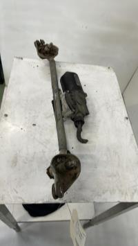 Moteur essuie glace avant
