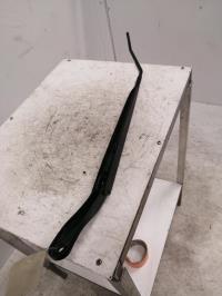 Bras essuie glace avant droit