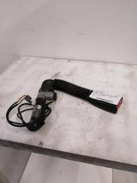 Attache ceinture avant droit