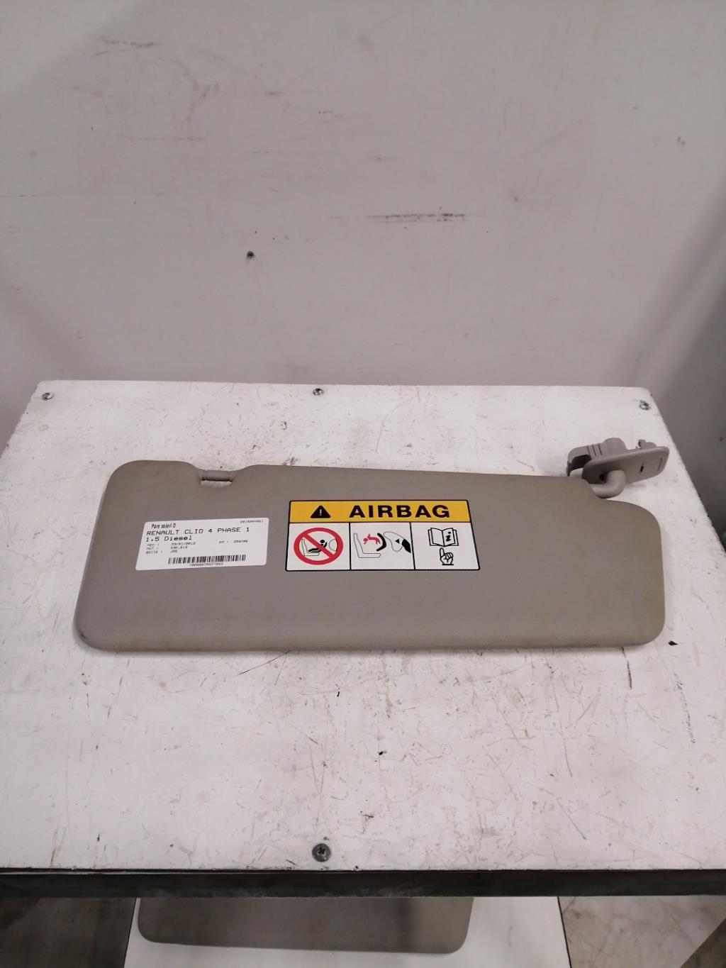 Pare soleil droit RENAULT CLIO 4 PHASE 1 Diesel - 1