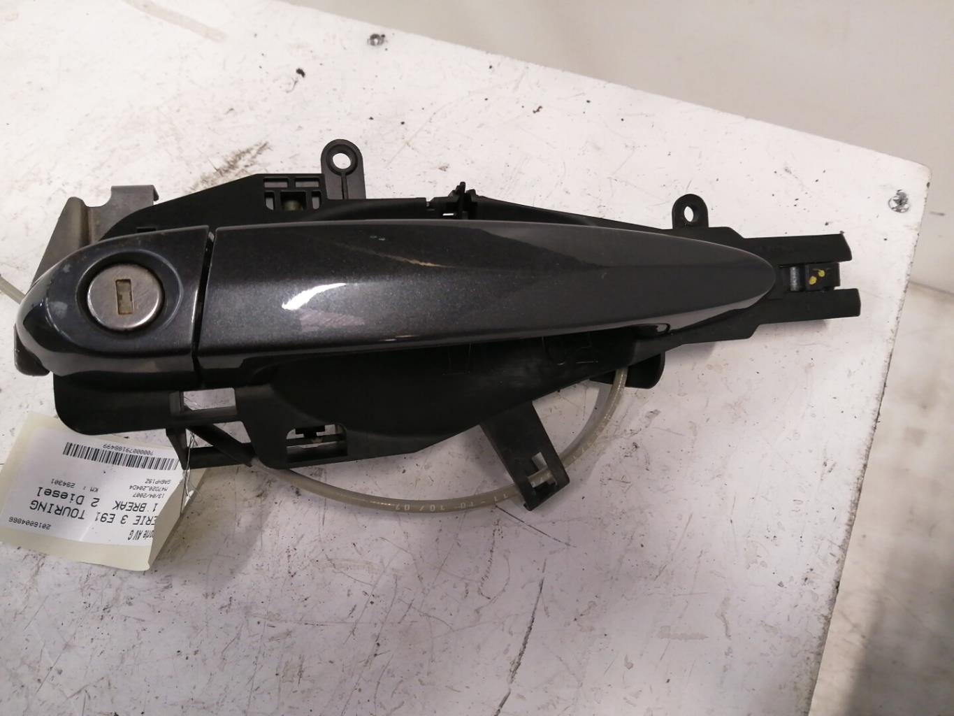 Poignee porte avant gauche BMW SERIE 3 E91 TOURING PHASE 1 BREAK Diesel - 1