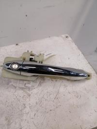 Poignee porte avant gauche