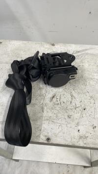 Ceinture arriere droit