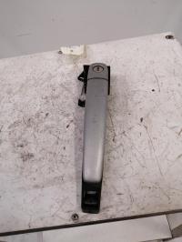 Poignee porte avant gauche