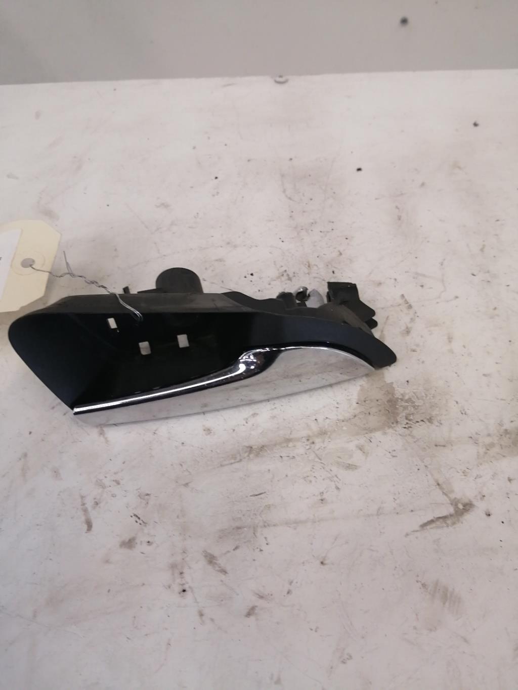 Poignee interieur arriere droit OPEL ASTRA J PHASE 2 Diesel - 1