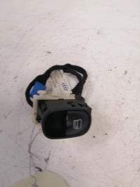 Interrupteur de leve vitre avant droit
