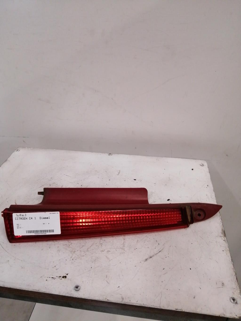 Feu arriere secondaire droit (feux) CITROEN C4 1 Diesel - 1