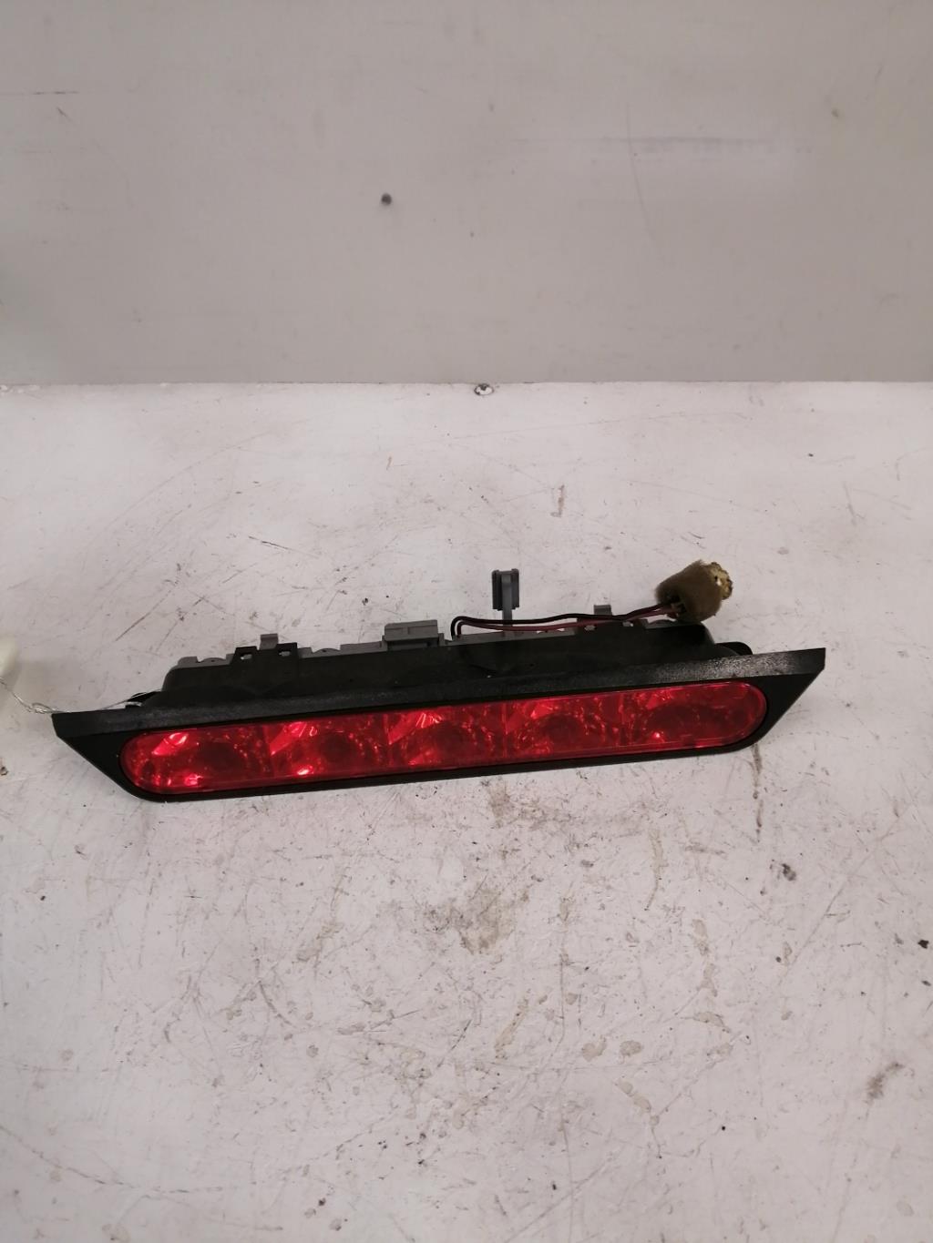 Feu arriere stop central CHEVROLET SPARK PHASE 1 Essence/GPL - 1
