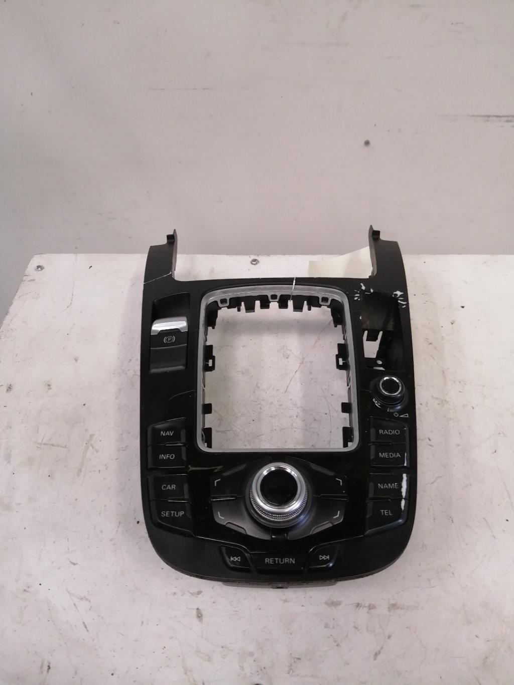 Commande GPS AUDI A4 3 PHASE 1 Diesel - 1