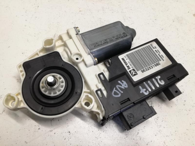 Motor de elevalunas delantero derecho