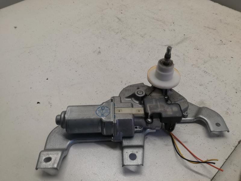 Moteur essuie glace arriere