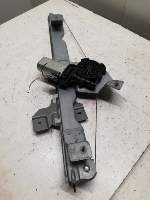 Leve vitre electrique avant gauche