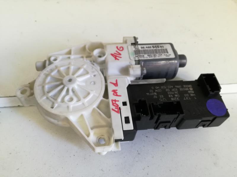 Moteur leve vitre avant gauche