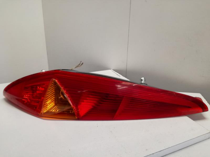 Fanale posteriore principale sinistro (luci)