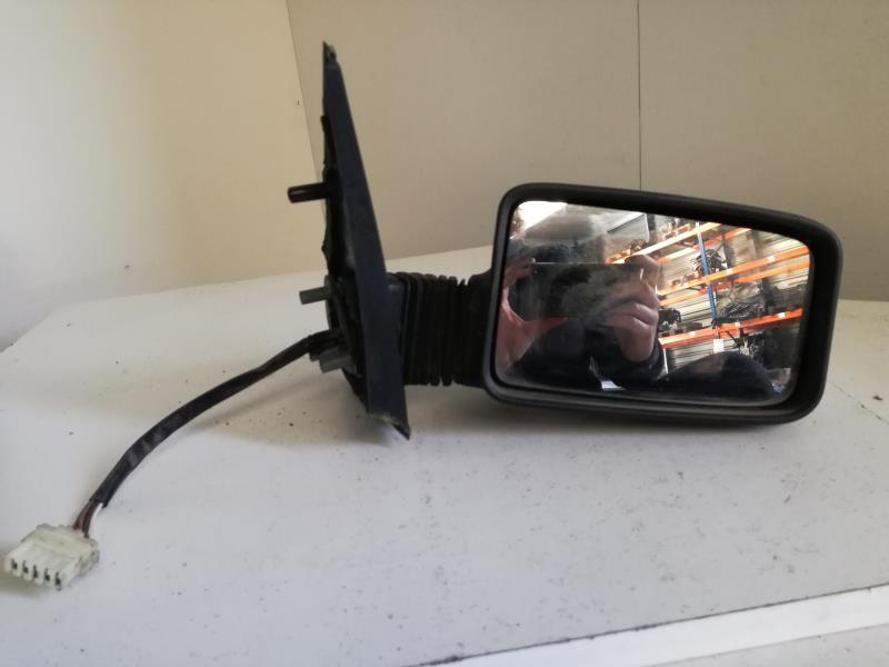 Specchietto retrovisore destro