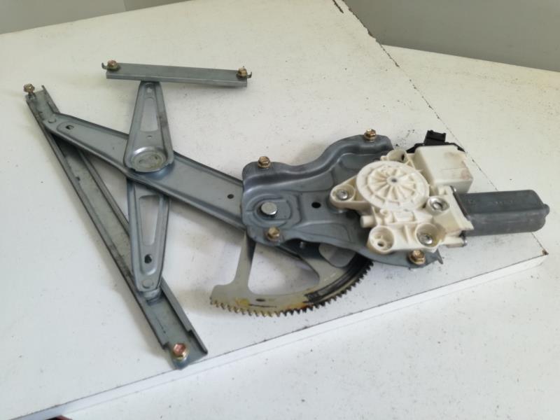 Leve vitre electrique avant droit