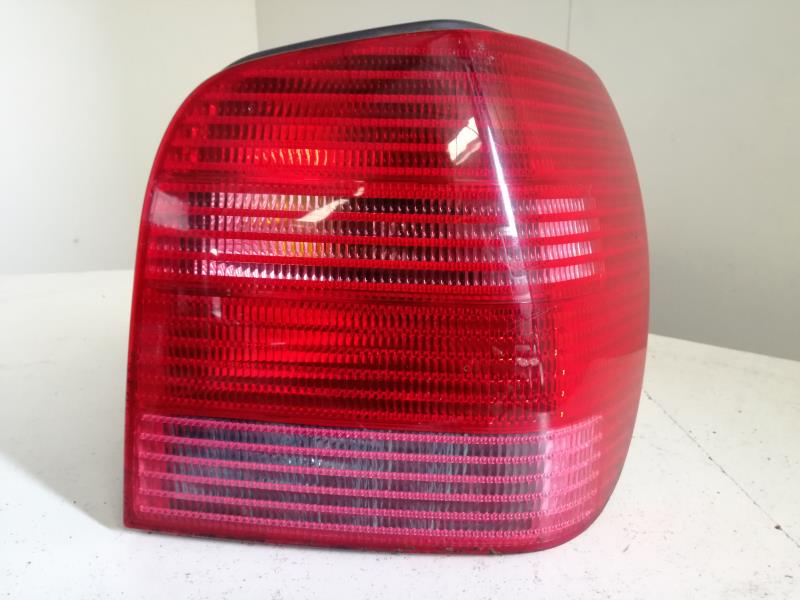 Fanale posteriore principale destro (luci)