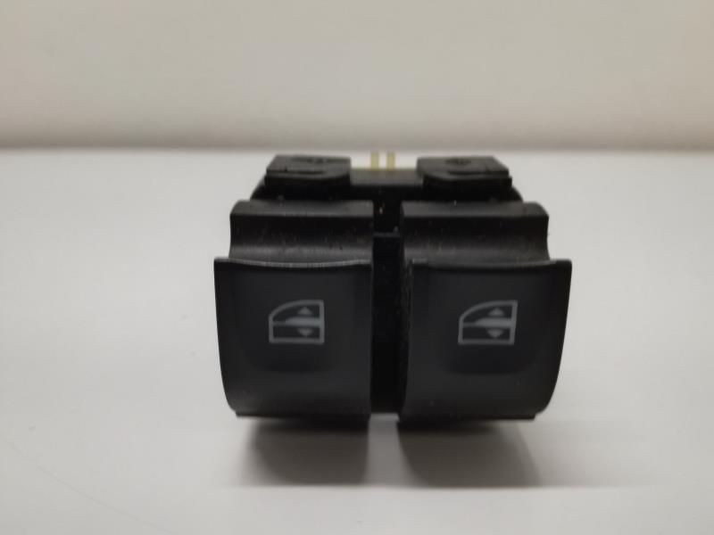 Interruptor de elevalunas