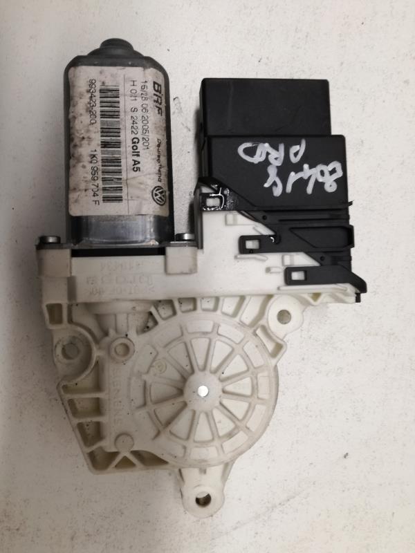 Moteur leve vitre arriere droit