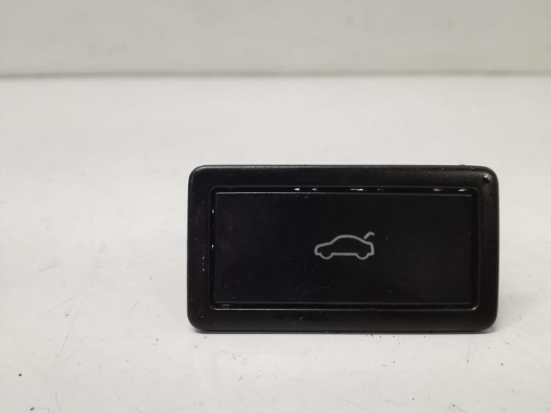 Bouton de coffre