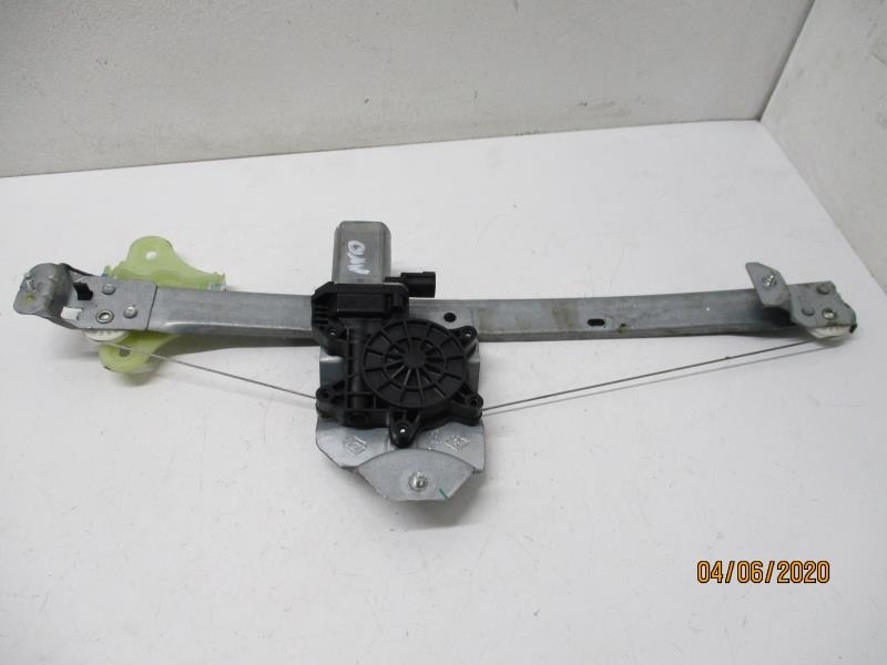 Leve vitre electrique avant droit