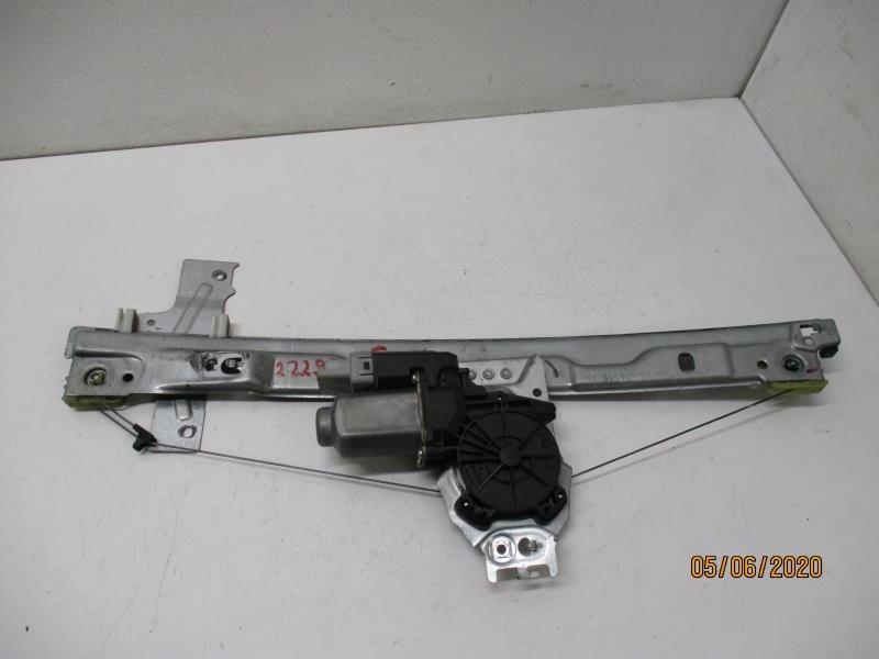 Leve vitre electrique avant gauche