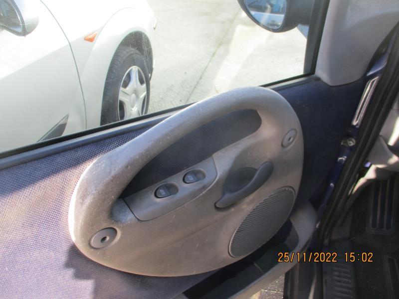 Poignee interieur avant gauche