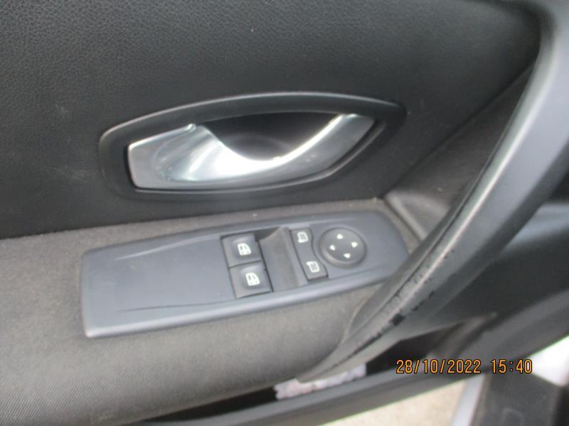 Poignee interieur avant gauche