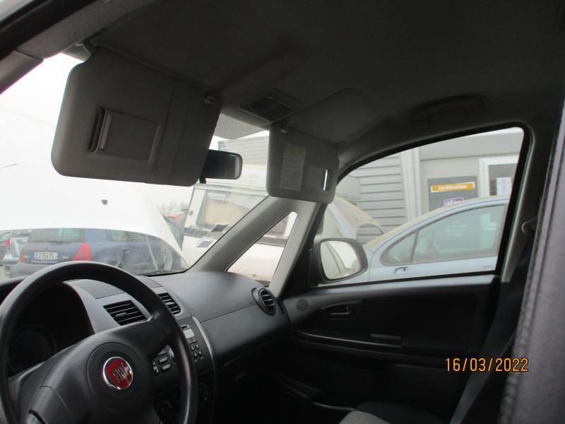 Foto pieza de coche