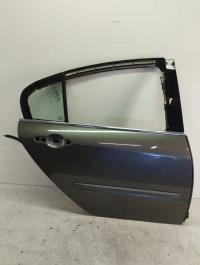 Puerta trasera derecha