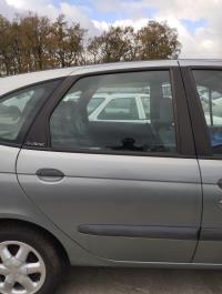 Poignee porte arriere droit