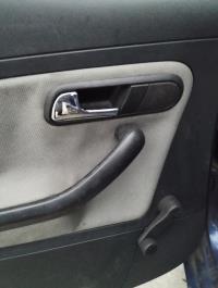 Poignee interieur arriere gauche