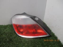 Fanale posteriore principale sinistro (luci)