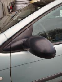 Retrovisor izquierdo