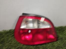 Fanale posteriore principale sinistro (luci)