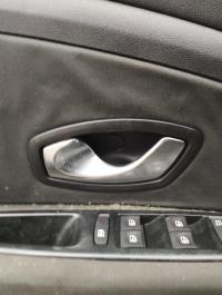 Poignee interieur avant gauche