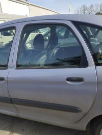 Poignee porte arriere gauche