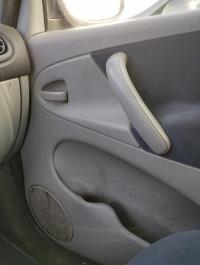 Poignee interieur avant droit