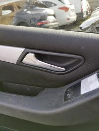 Poignee interieur avant gauche