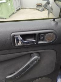 Poignee interieur arriere gauche