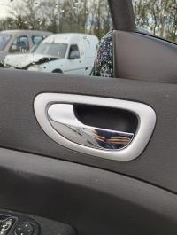 Poignee interieur avant gauche