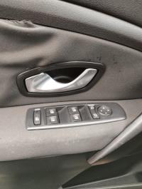 Poignee interieur avant gauche