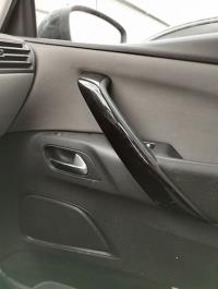 Poignee interieur avant droit