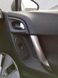 Poignee interieur avant droit