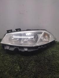 Gruppo ottico anteriore principale sinistro (luci)(faro)