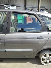 Poignee porte arriere gauche