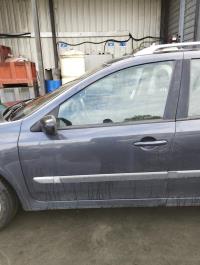 Poignee porte avant gauche