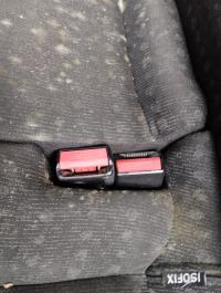 Attache ceinture arriere gauche